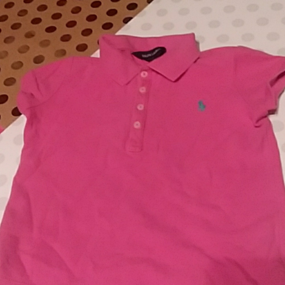 Girls shirt.